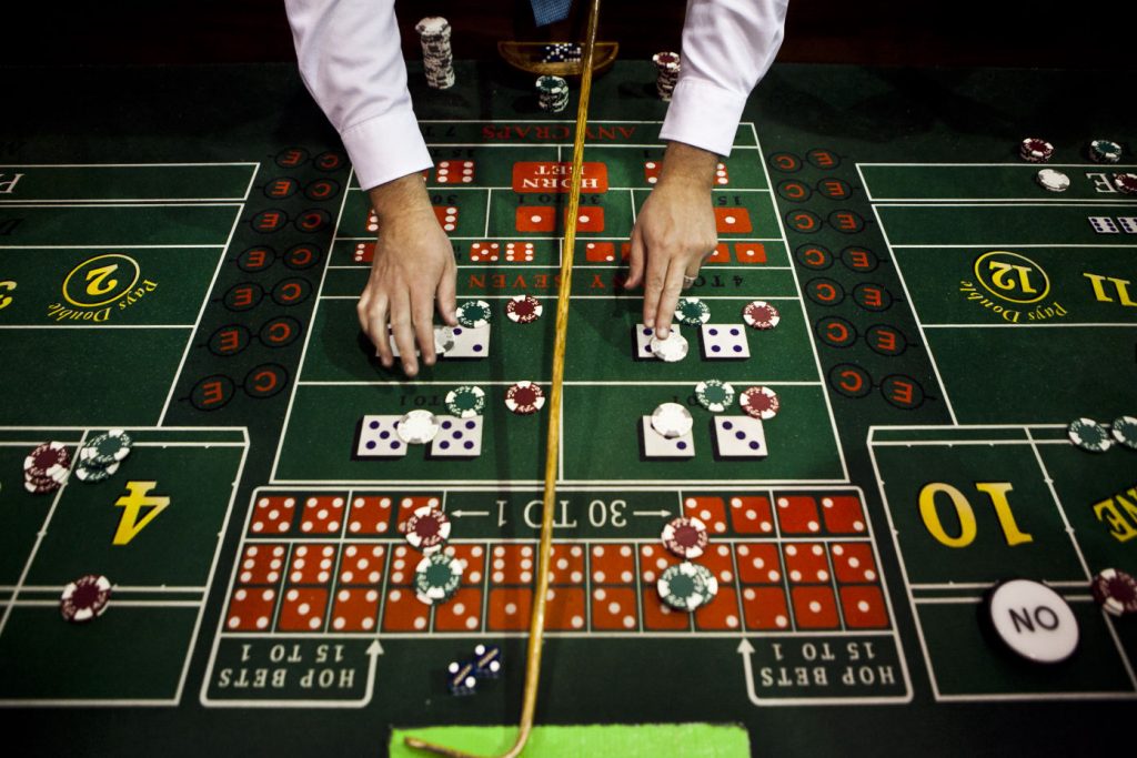 Коэффициент преимущества казино в Крэпсе